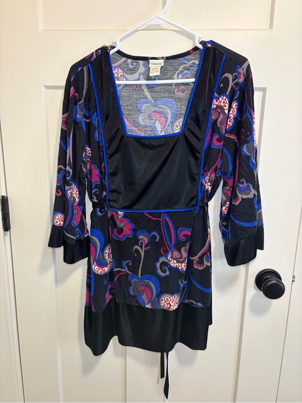 Venezia Black Floral-Print Square-Neck Women's Top